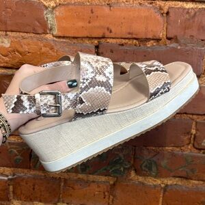 Cato Snakeskin Wedge Sandals Size 9 LikeNew